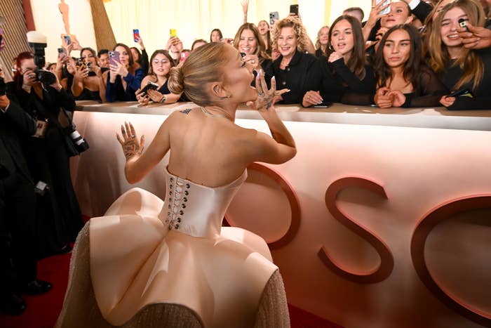Ariana Grande's Oscars 2025 Red Carpet Look
