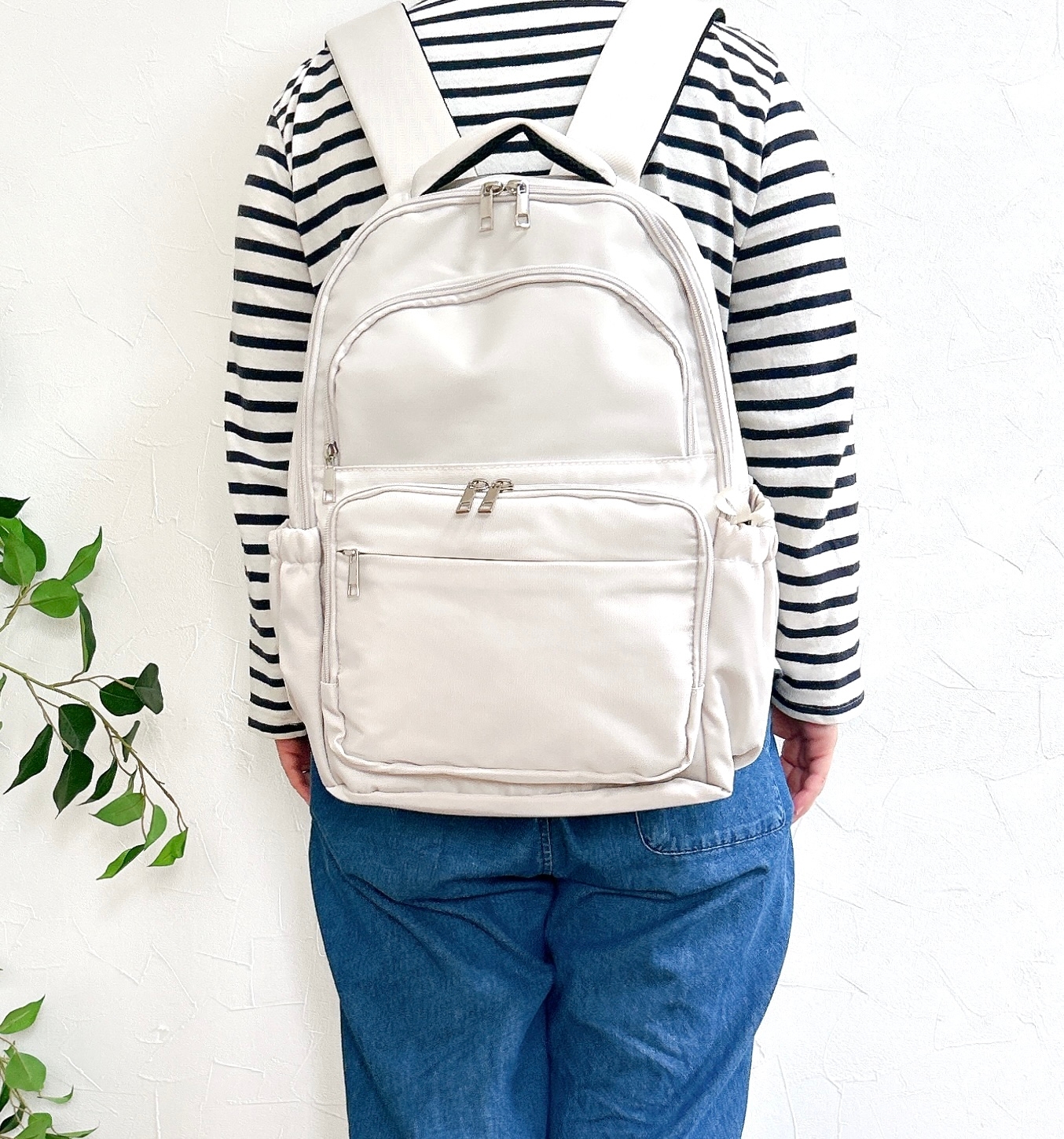 新品ワークマン 軽量3レイヤーポケット マザーズリュック 黒 FKL563