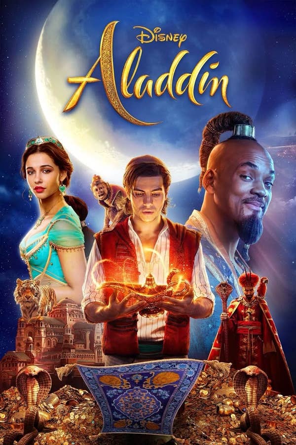 Póster de la película &quot;Aladdin&quot; de Disney, con protagonistas y elementos mágicos de la historia, como una lámpara y un fondo palaciego
