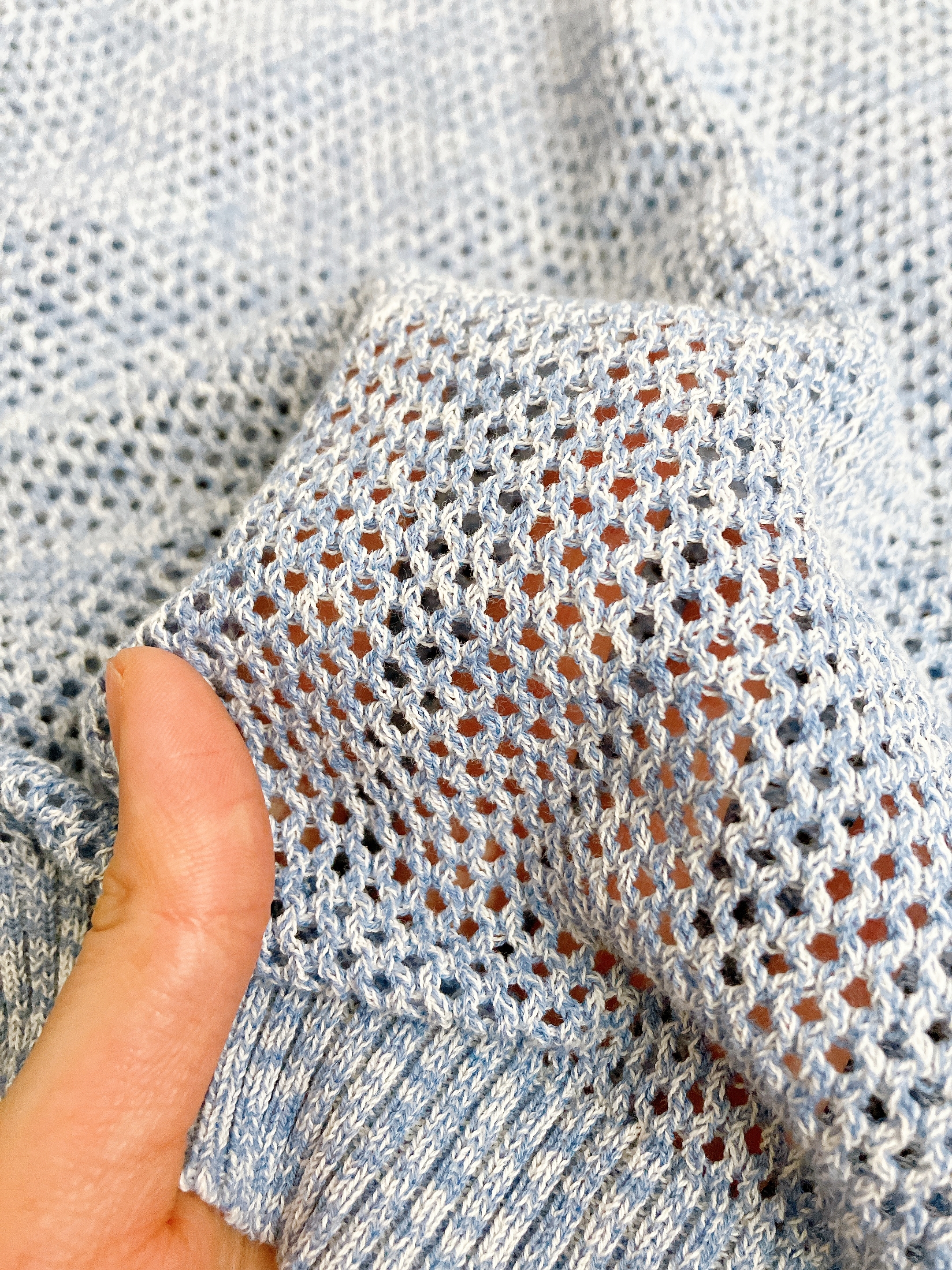 Honeys(ハニーズ)の「メッシュ編クルーニット」