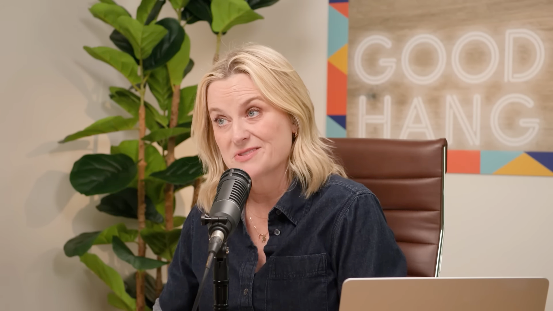 Rashida Jones And Amy Poehler On Parks And Rec Casting