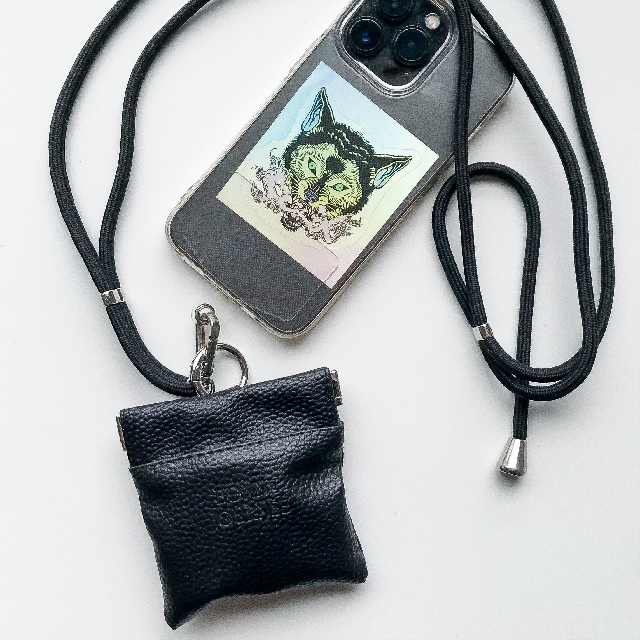 CanDo（キャンドゥ）の「LOVEHOME カラビナ付ミニポーチ」