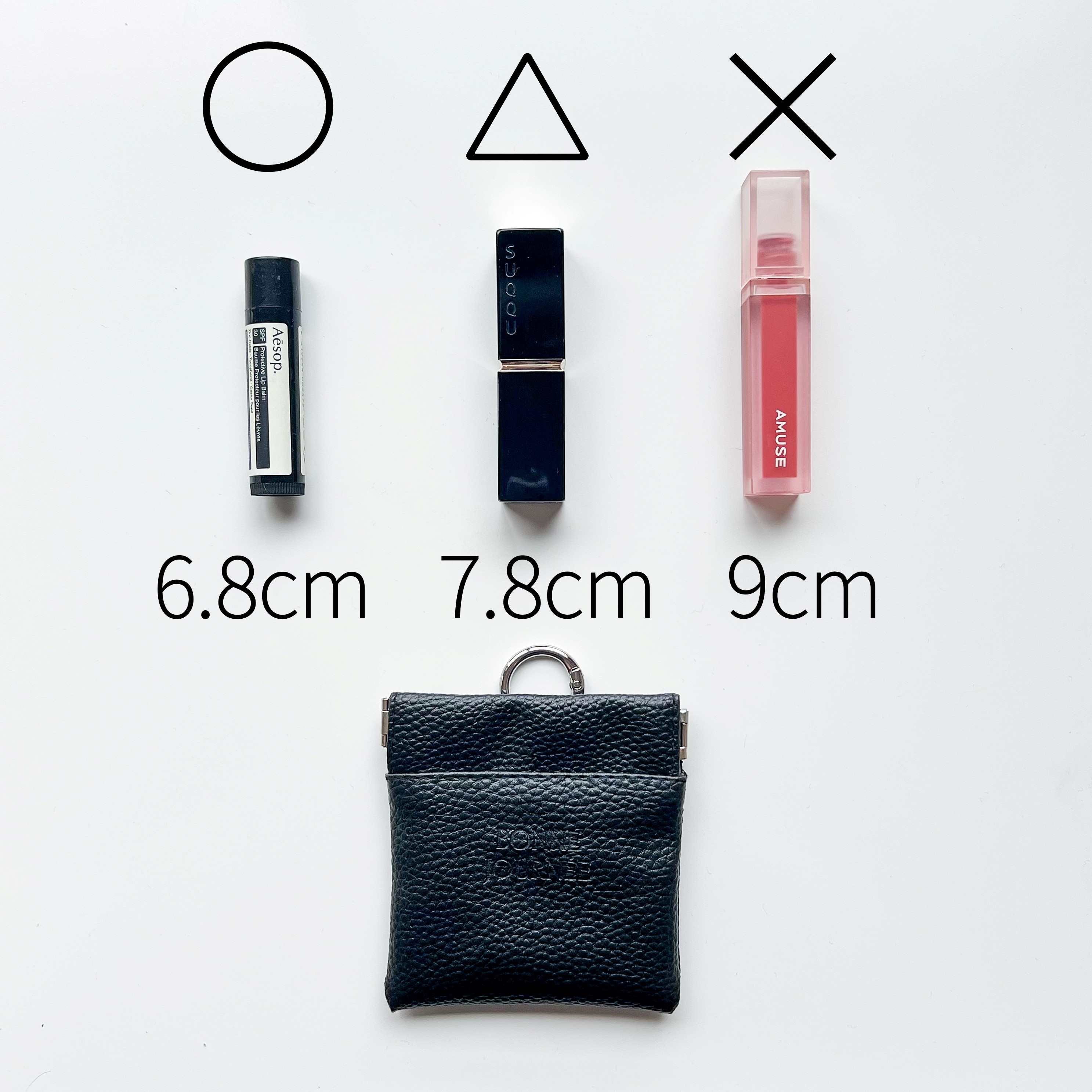 CanDo(キャンドゥ)の「LOVEHOME カラビナ付ミニポーチ」