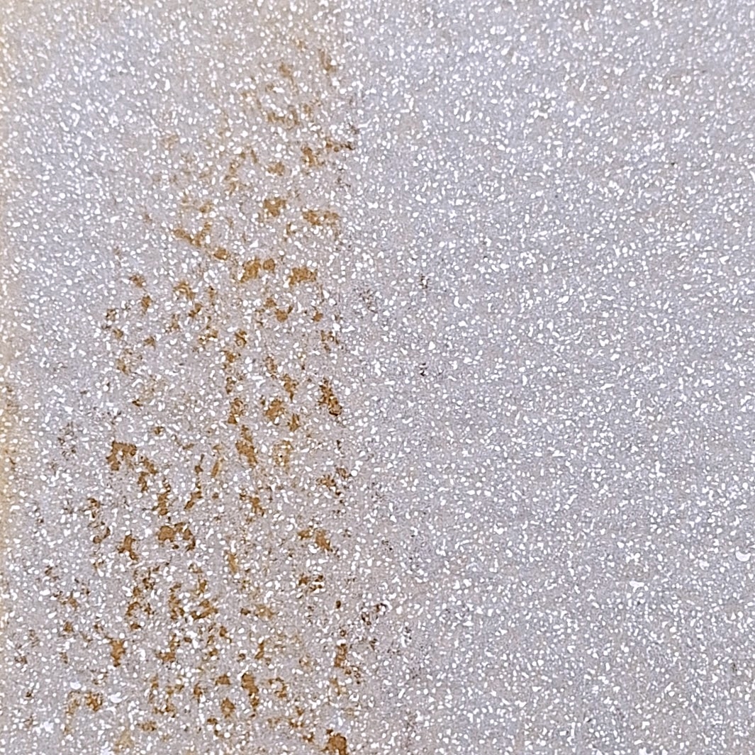 スリーコインズ「汚れをかき出すハンディタイルブラシ」