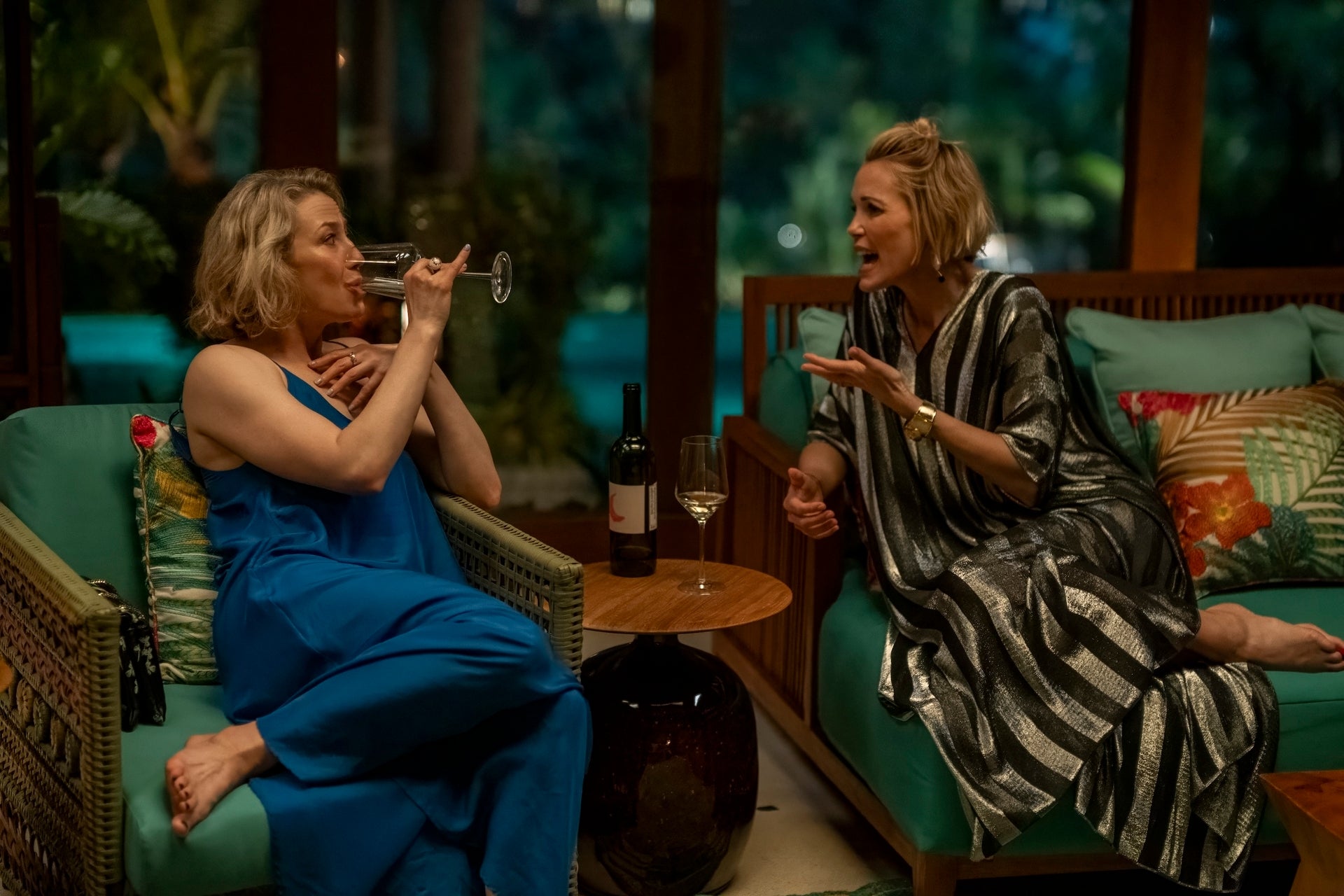 Carrie Coon and Leslie Bibb in The White Lotus