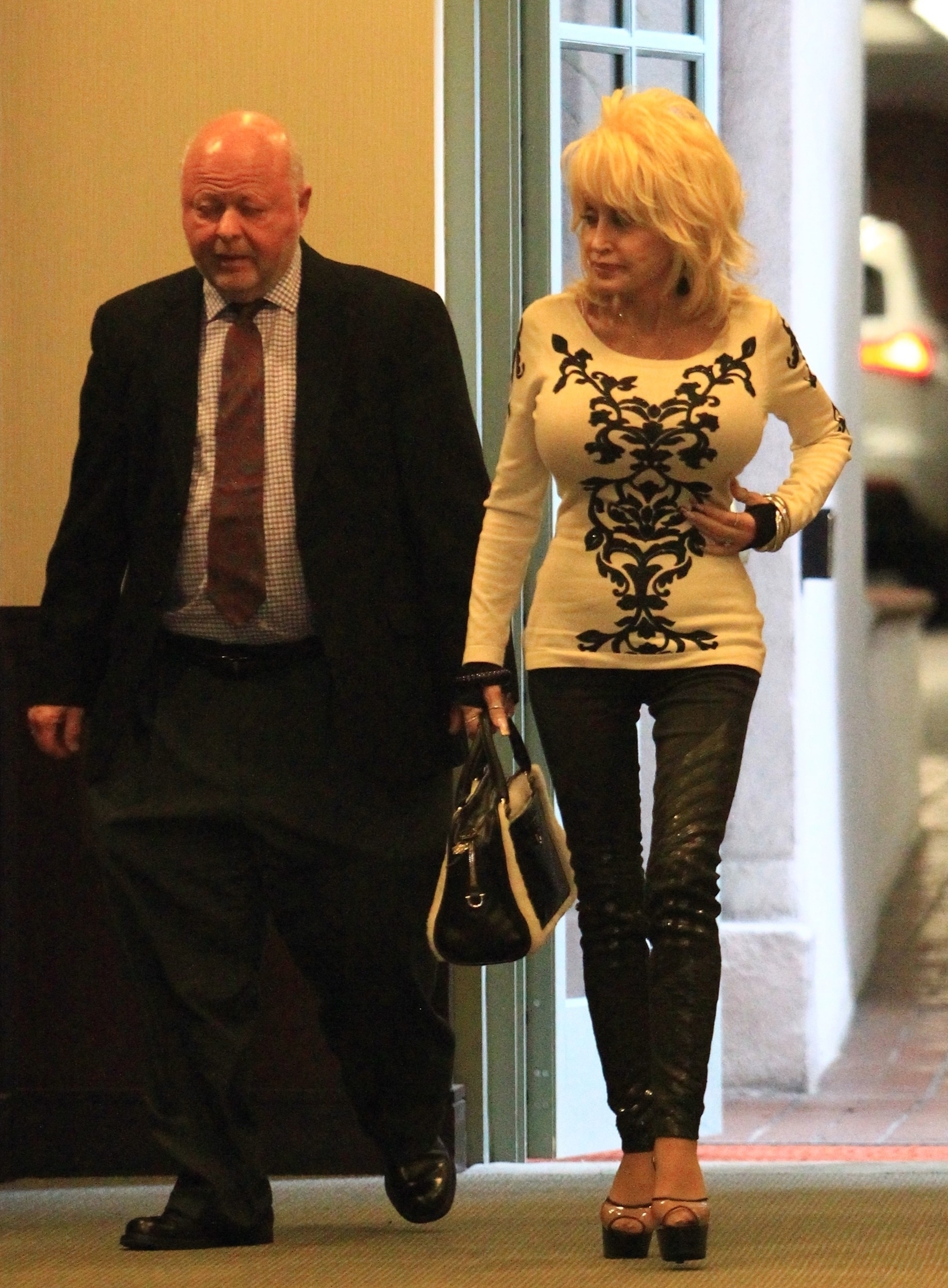 Dolly Parton's Husband Carl Thomas Dean Dead At 82