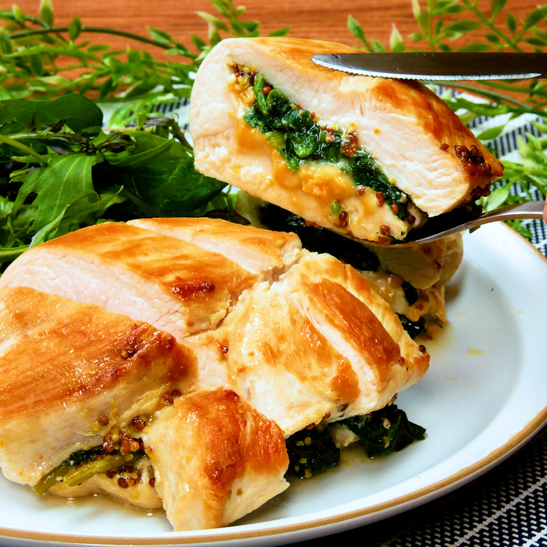 コスパ最強！絶品おかず♡鶏むね肉の挟み焼き レシピ・作り方｜Tasty