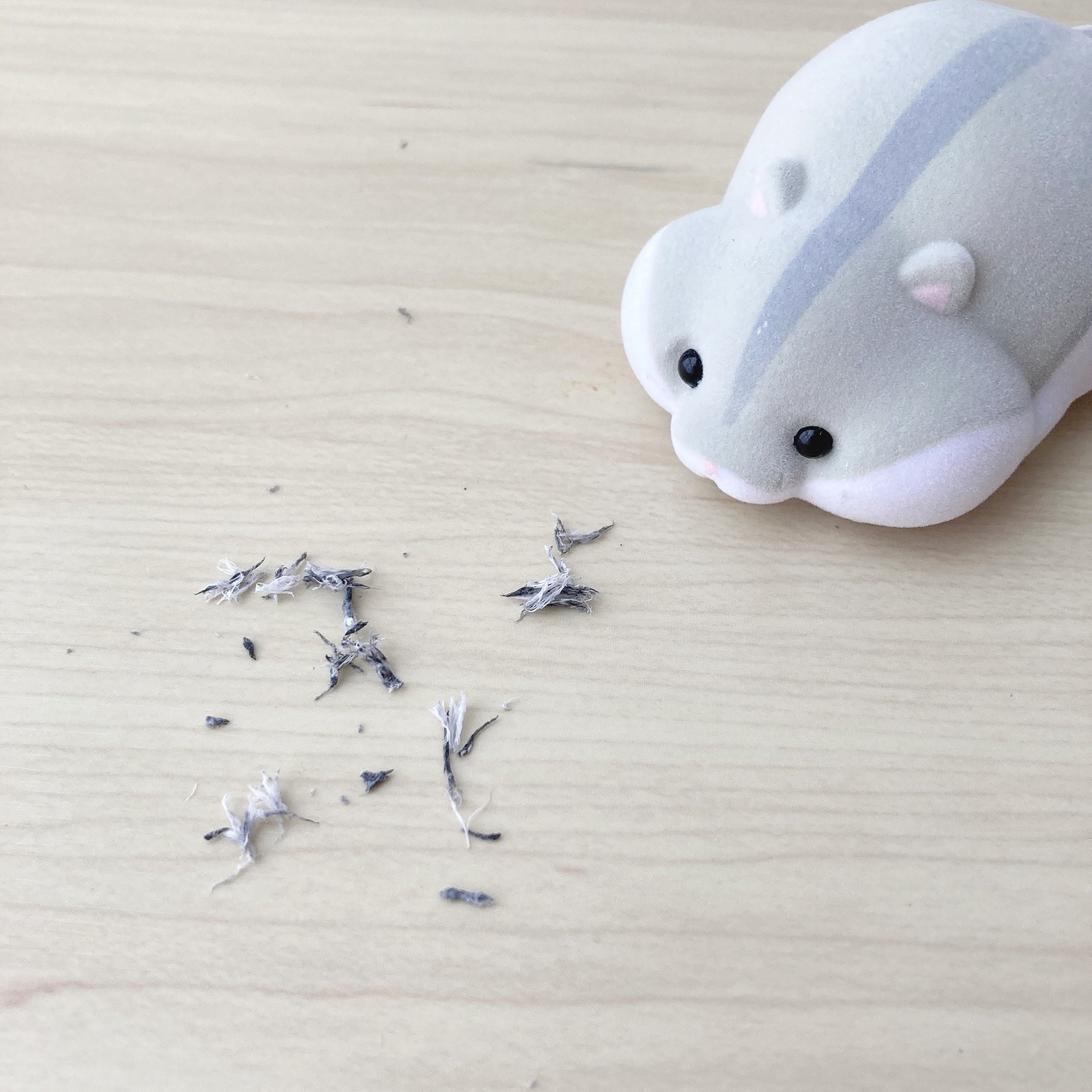 ハンズの「卓上クリーナー もぐもぐズー」