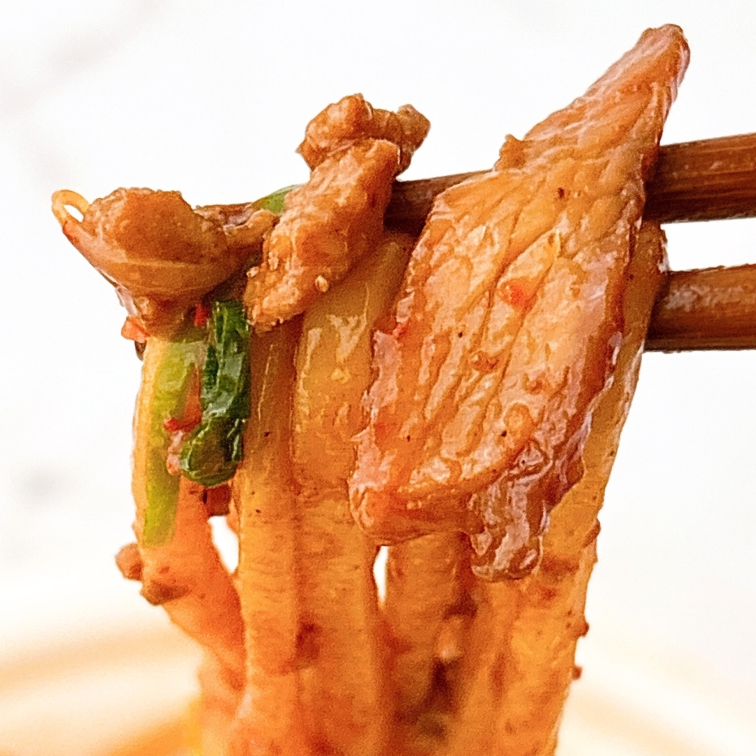 FamilyMart(ファミリーマート)「やみつきになる辛さ!麻辣焼そば」