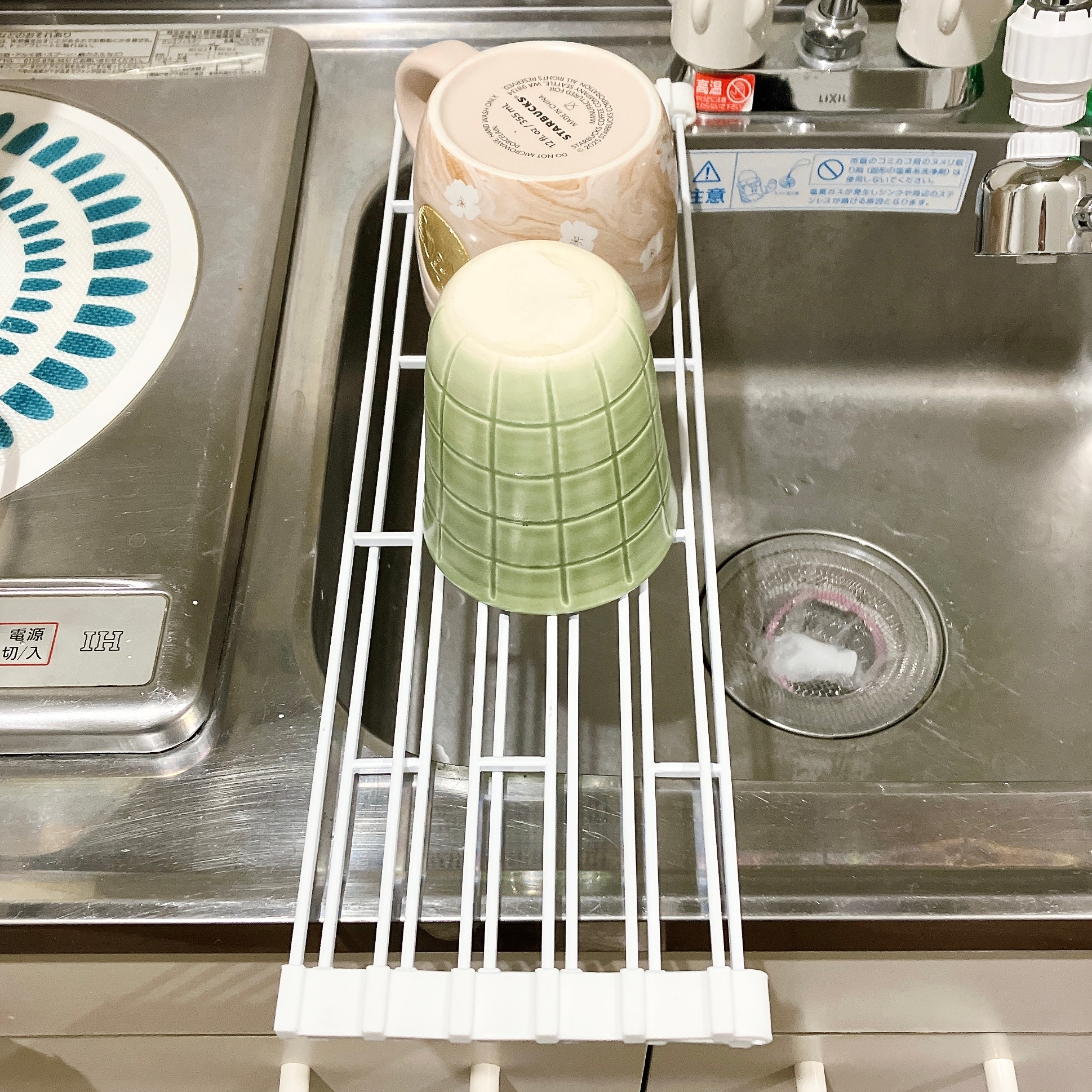 ニトリの「折り畳み水切りラック FLAT(WH)」