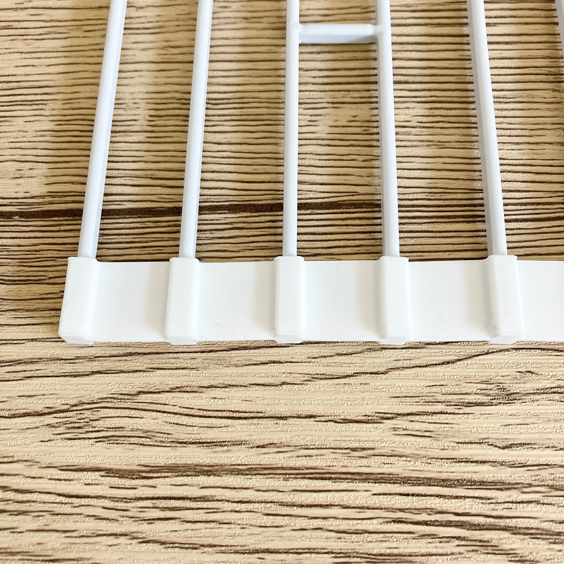 ニトリの「折り畳み水切りラック FLAT(WH)」