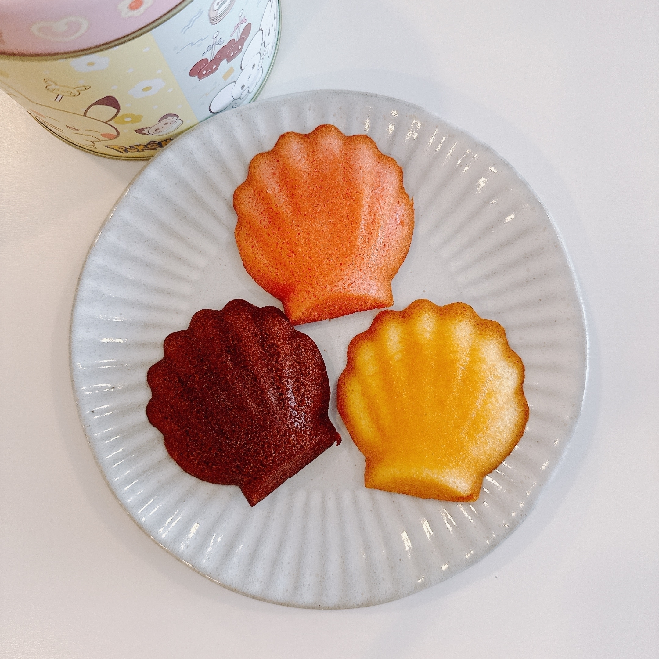 コージーコーナー「<ポケピース>スイーツ缶(7個入)」