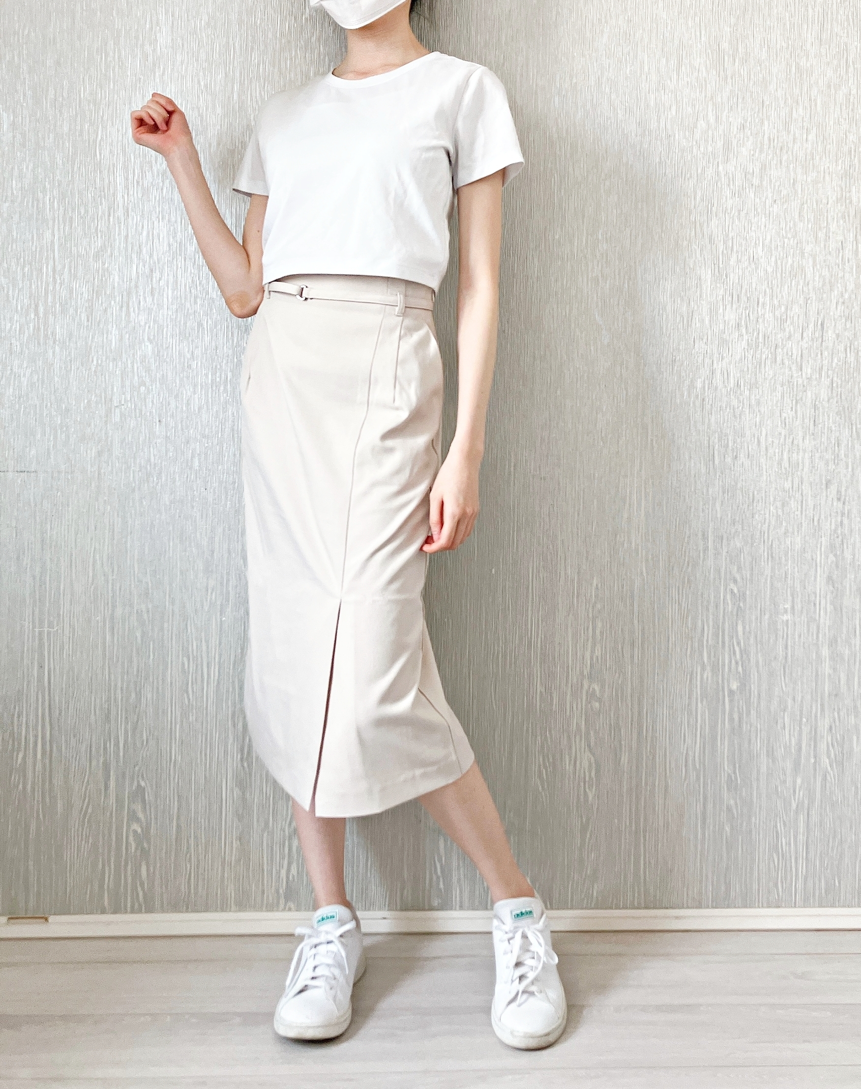 ハニーズ「ベルト付ナロースカート」