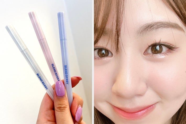 3本のペンを指に持っており、ペンには「BLEND BERRY」と書かれている。