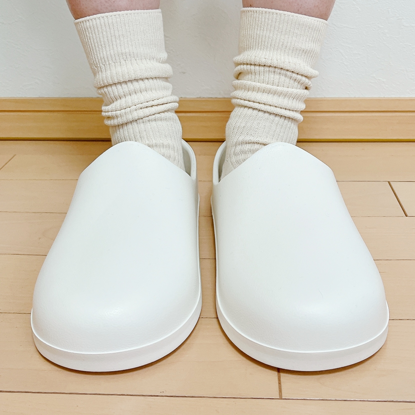 DAISO(ダイソー)の「マグネット付お風呂ブーツ」