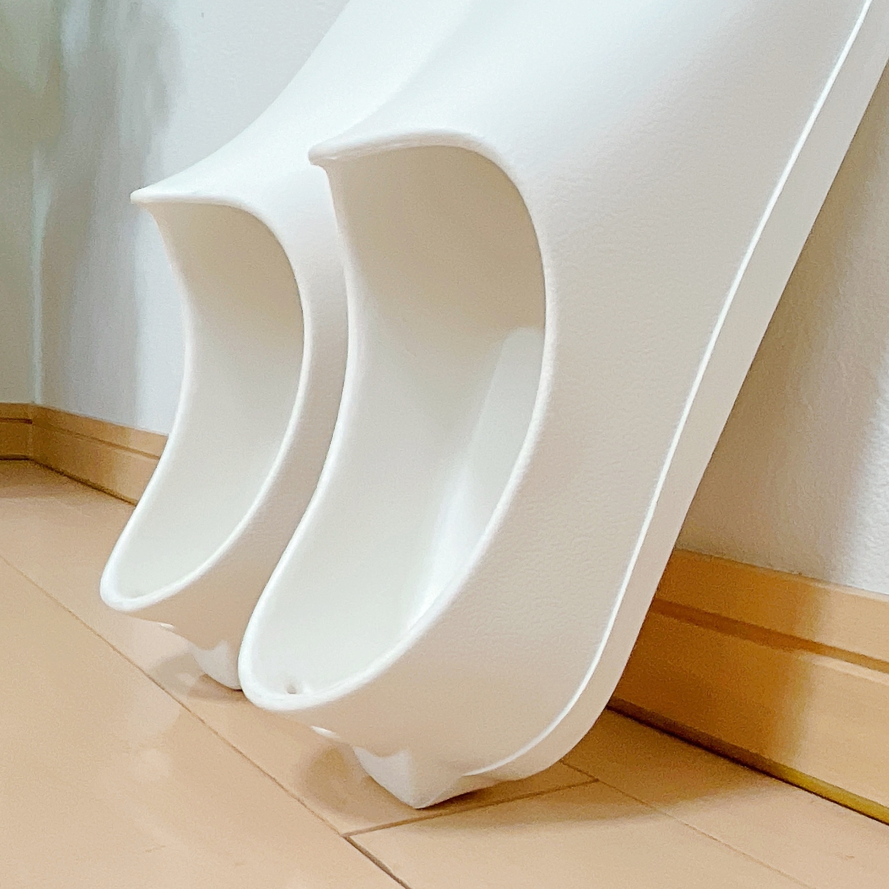 DAISO(ダイソー)の「マグネット付お風呂ブーツ」