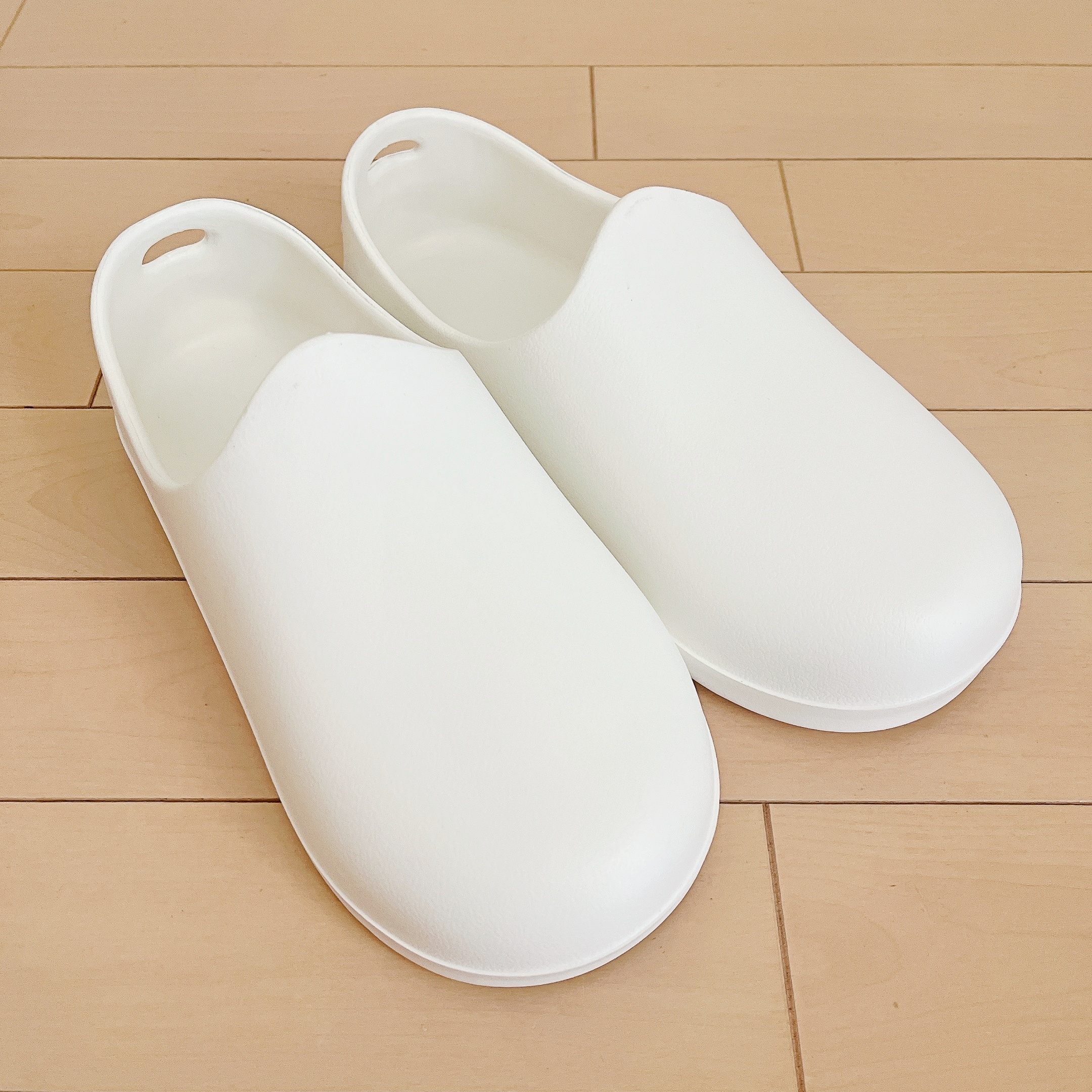 DAISO(ダイソー)の「マグネット付お風呂ブーツ」