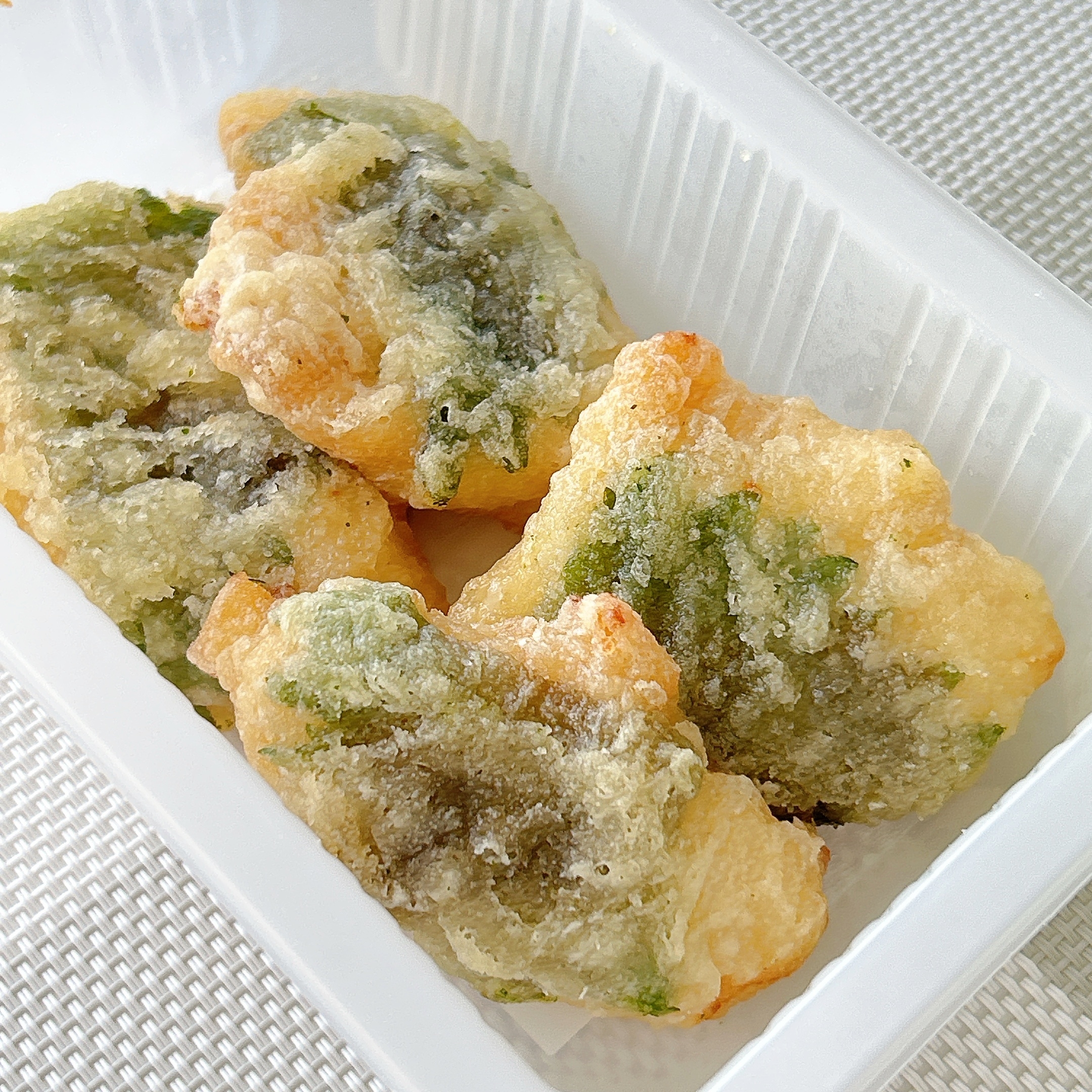 セブン-イレブンの「7プレミアム 鶏の梅しそ竜田」