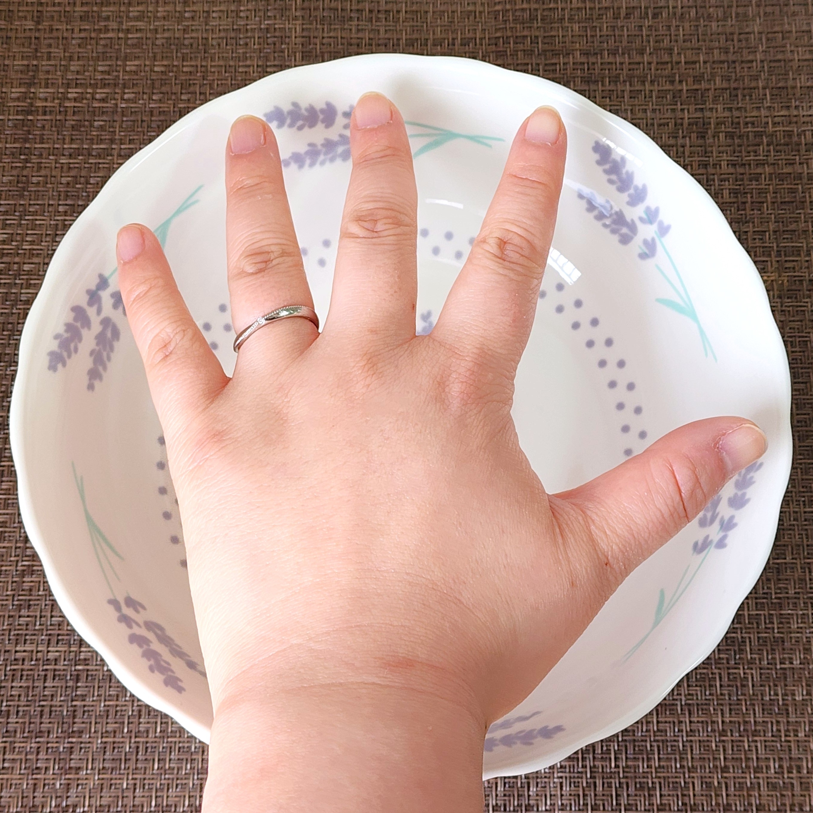 THREEPPY(スリーピー)「浅ボウル(ラベンダー、18cm)」