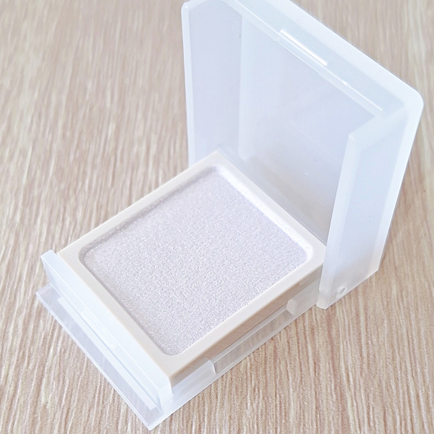 無印良品「アイカラー」