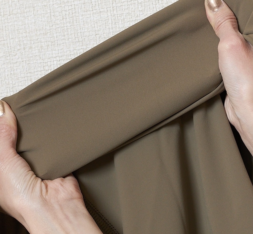 ユニクロ「ウルトラストレッチアクティブブルゾン」