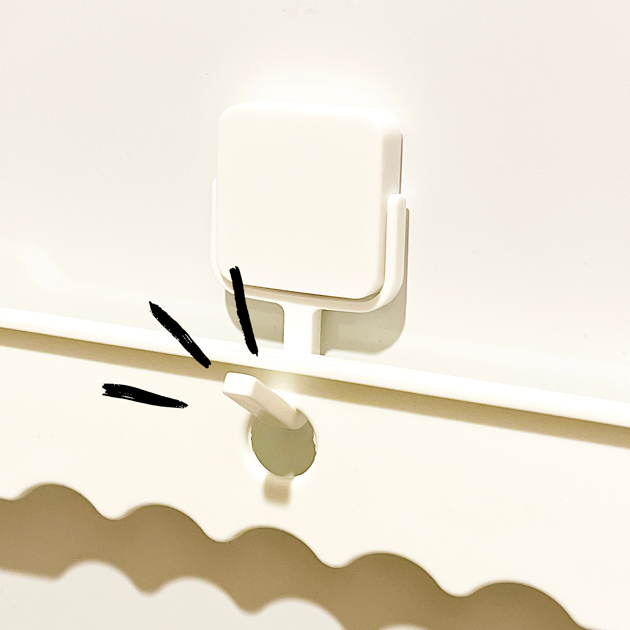 DAISO(ダイソー)の「折り畳み式ランドリーバスケット」