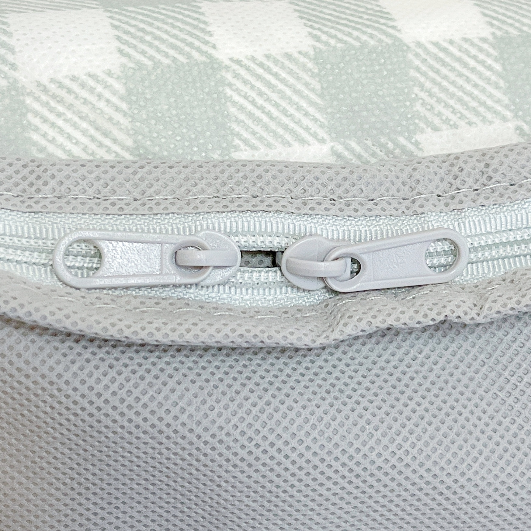 CAINZ(カインズ)の「形が選べるふとん収納袋」