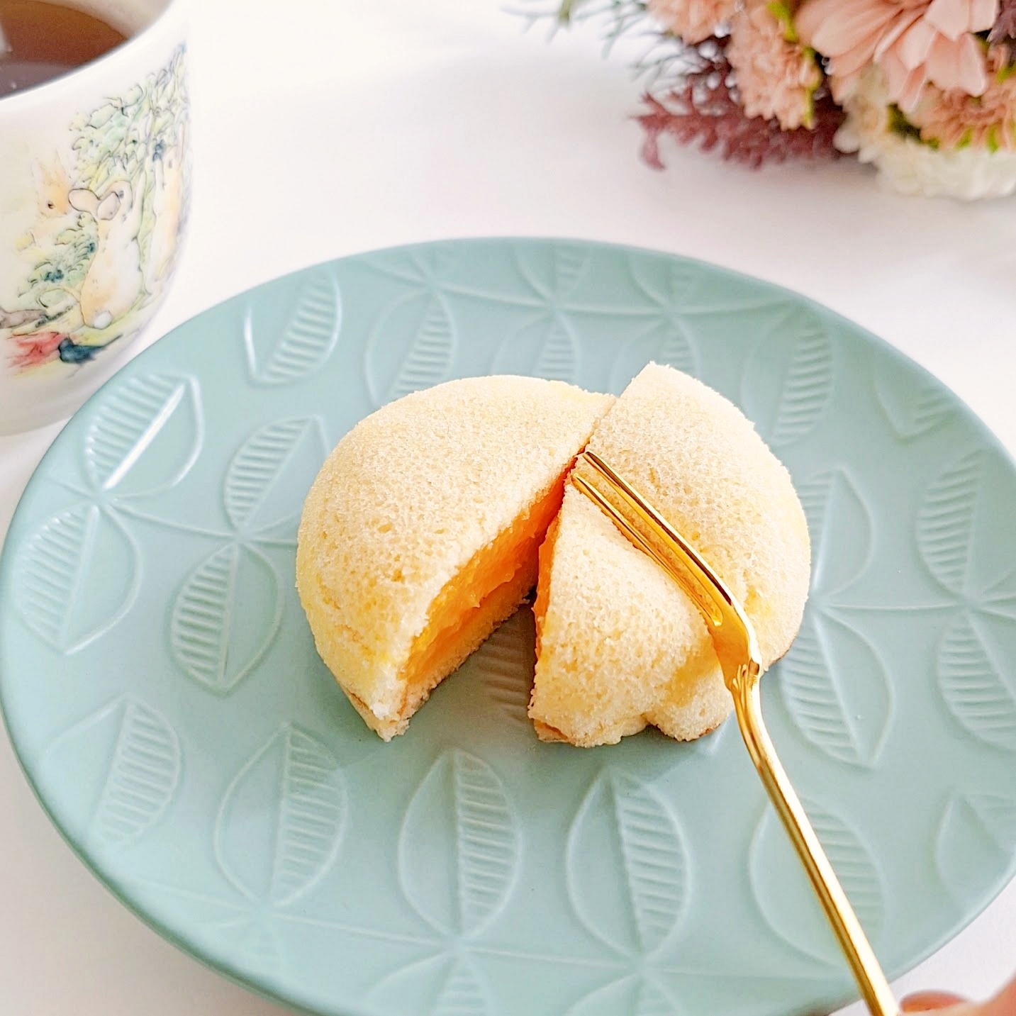 シャトレーゼ「ふんわりムーン カスタード」