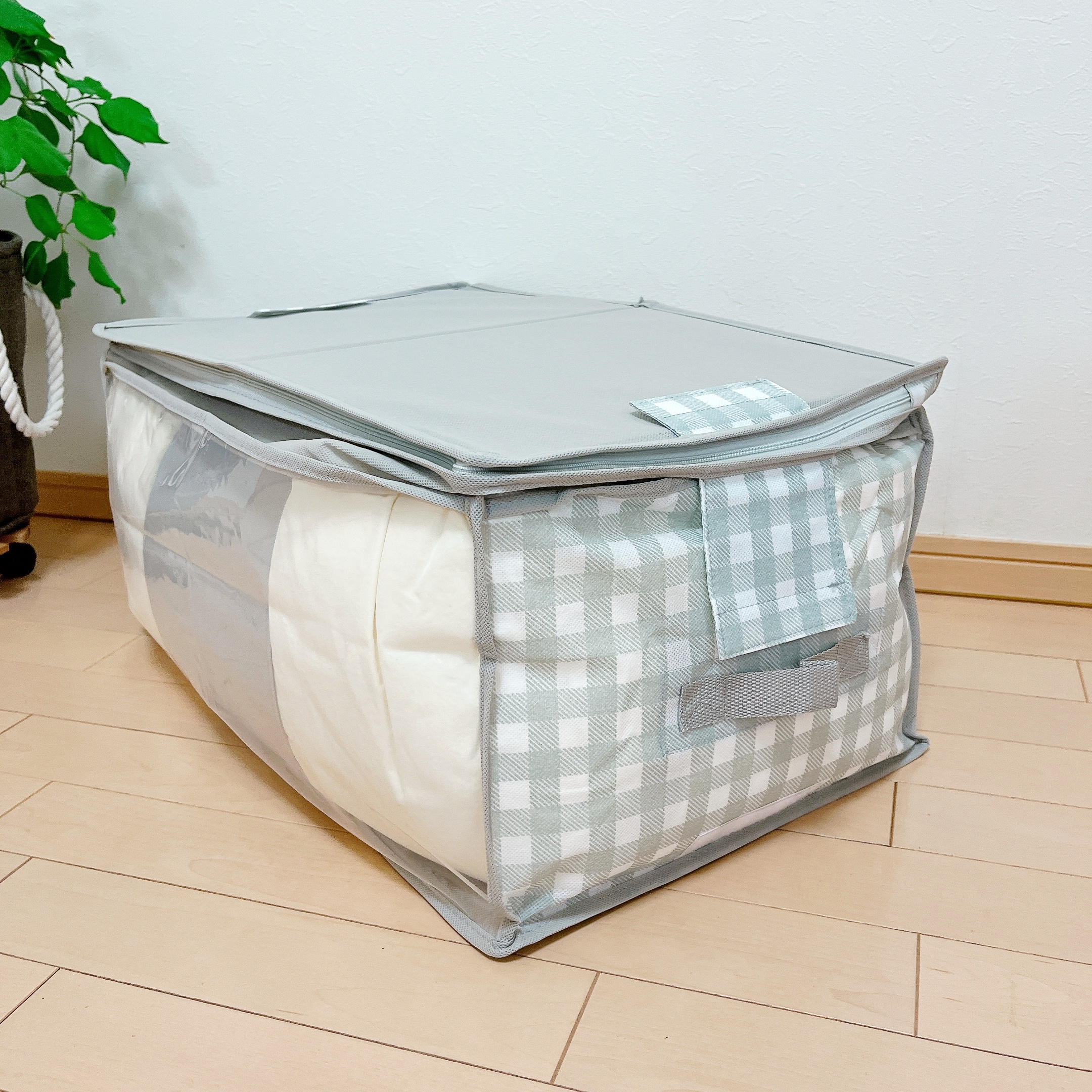 CAINZ(カインズ)の「コンパクトになる羽毛ふとん収納袋」