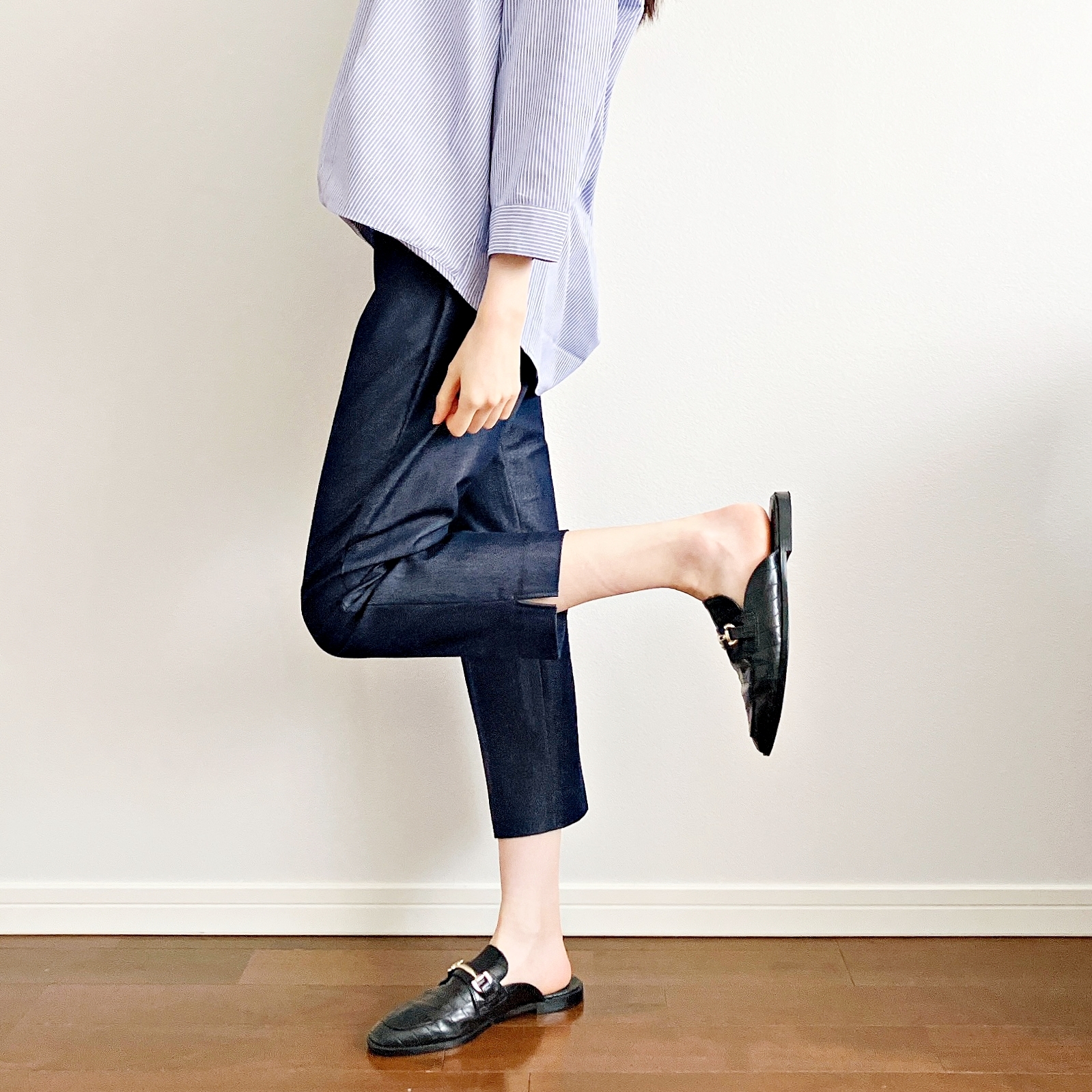 Honeys(ハニーズ)の「デニム風クロップドパンツ」