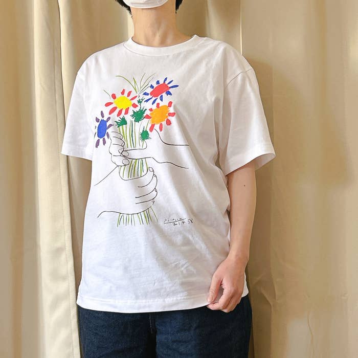 ユニクロの「PEACE FOR ALL Tシャツ/パブロ・ピカソ」