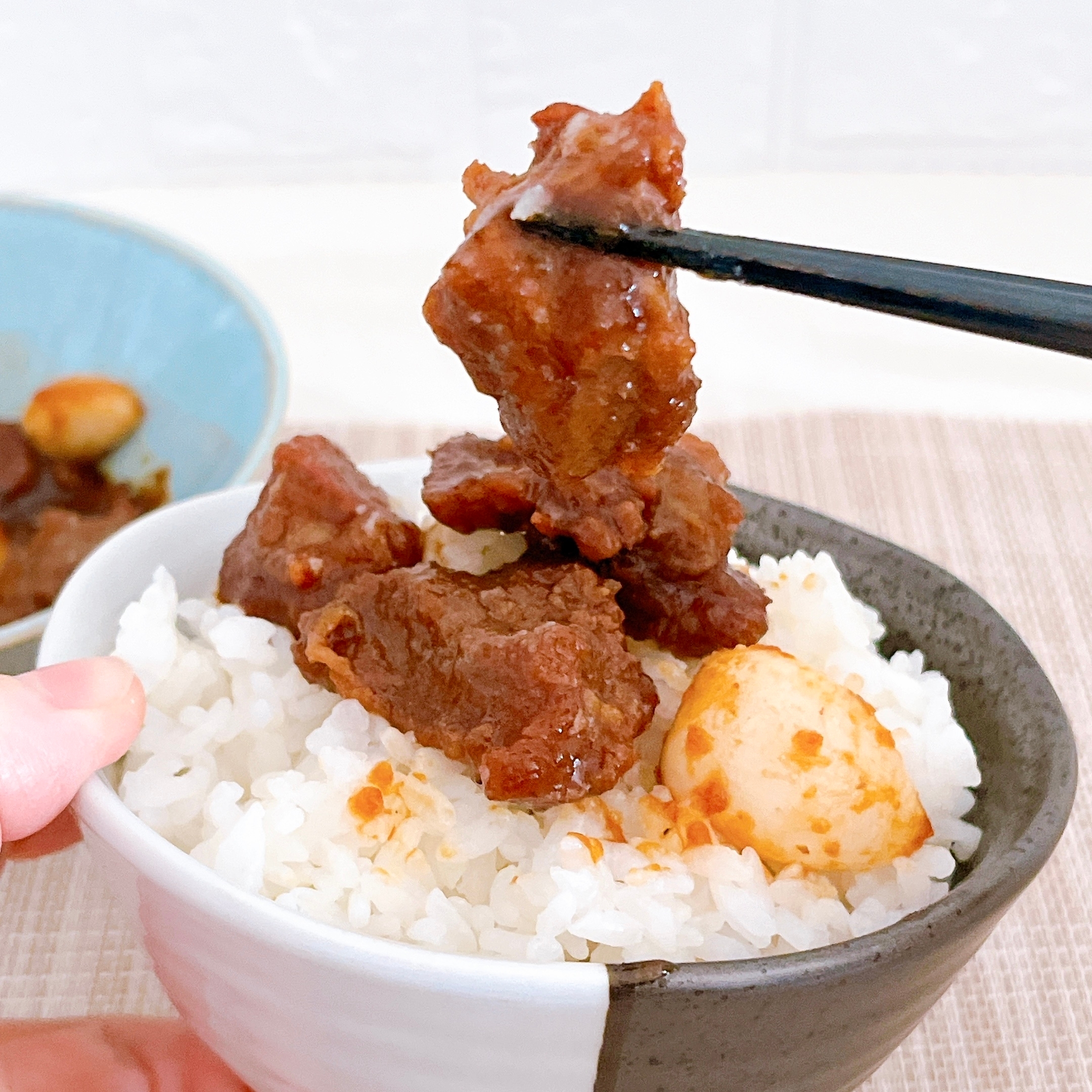 ローソンの「牛ハラミにんにく入り」