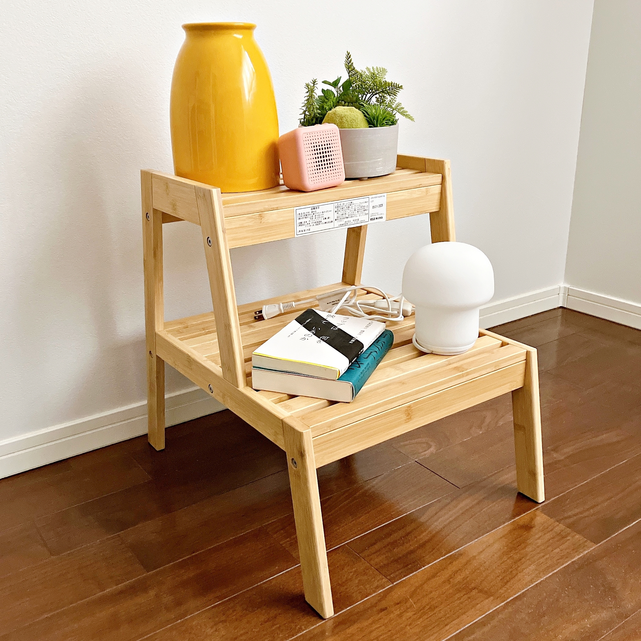 IKEA(イケア)の「TOKABO トカボ テーブルランプ」