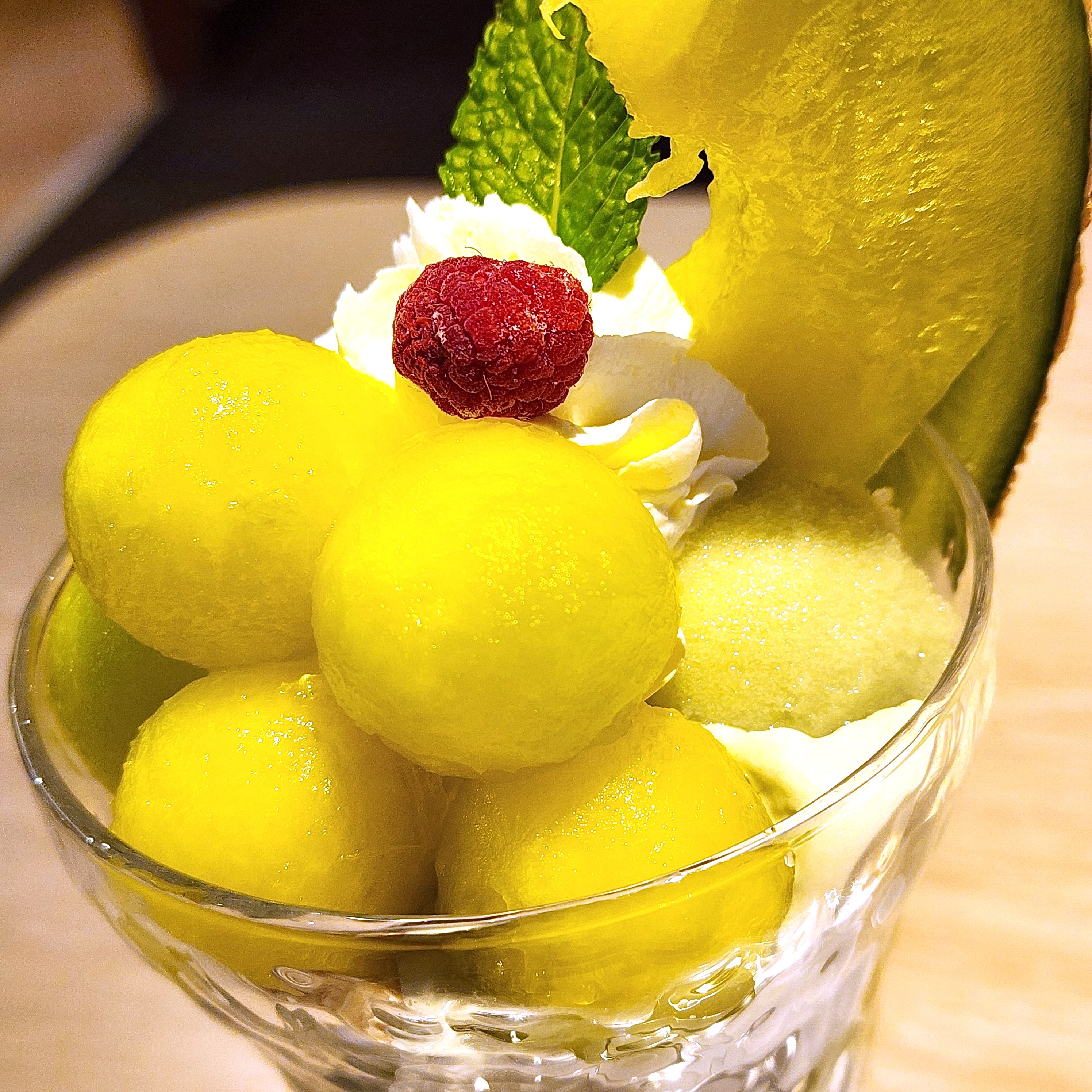 Denny's（デニーズ）「マスクメロンのザ・サンデー」