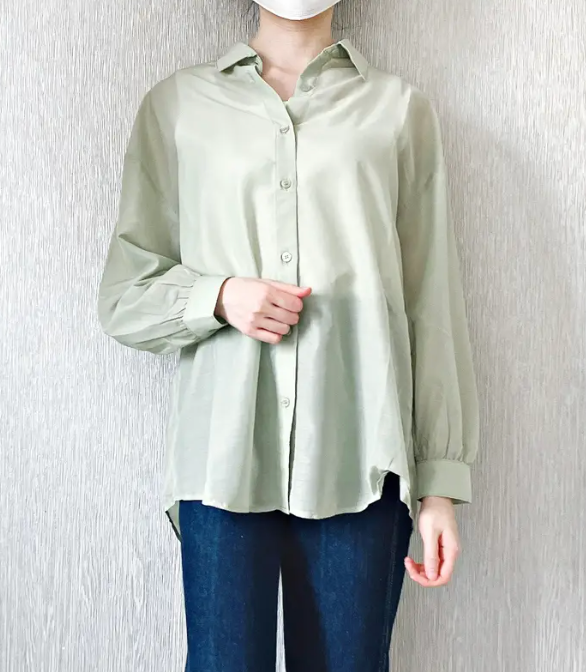 ハニーズ「タンク付シアーシャツ」