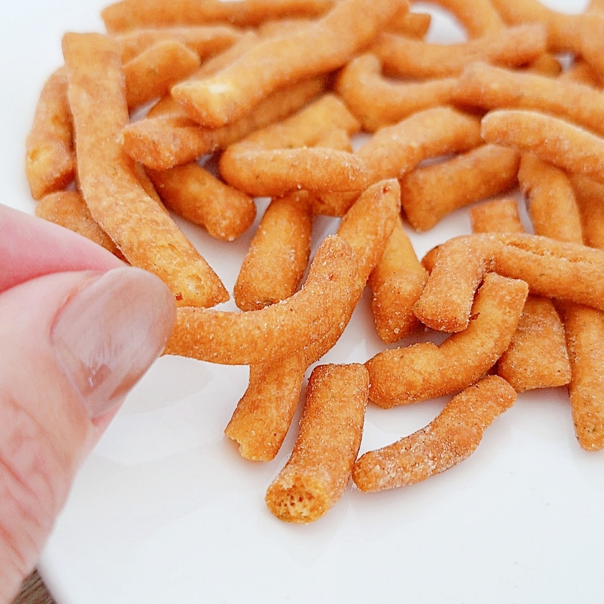 シャトレーゼ「カリッと旨じゃが コンソメ味」