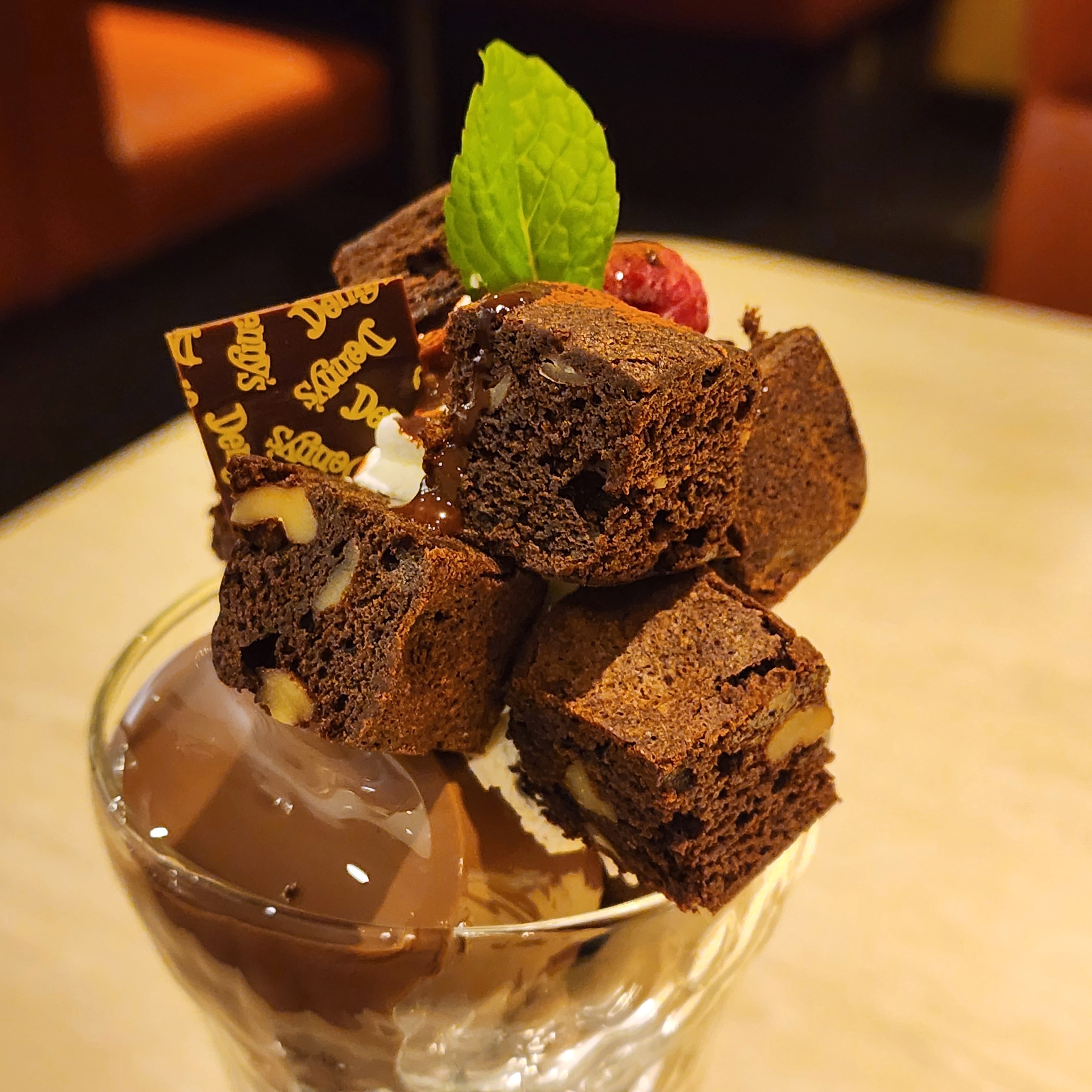 Denny's(デニーズ)「DEVIL'S ブラウニーサンデー」