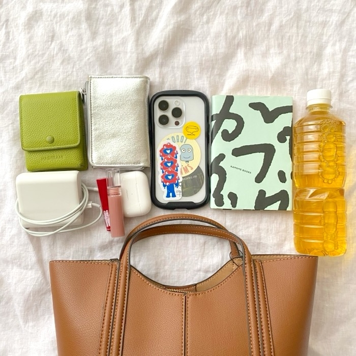 ZARA ステッチミニシティバッグ 新品 未使用 ブラウン - メルカリ