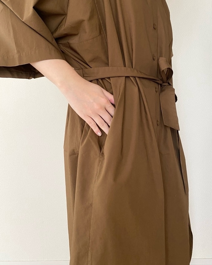 ユニクロの「コットンオーバーサイズシャツワンピース/5分袖」