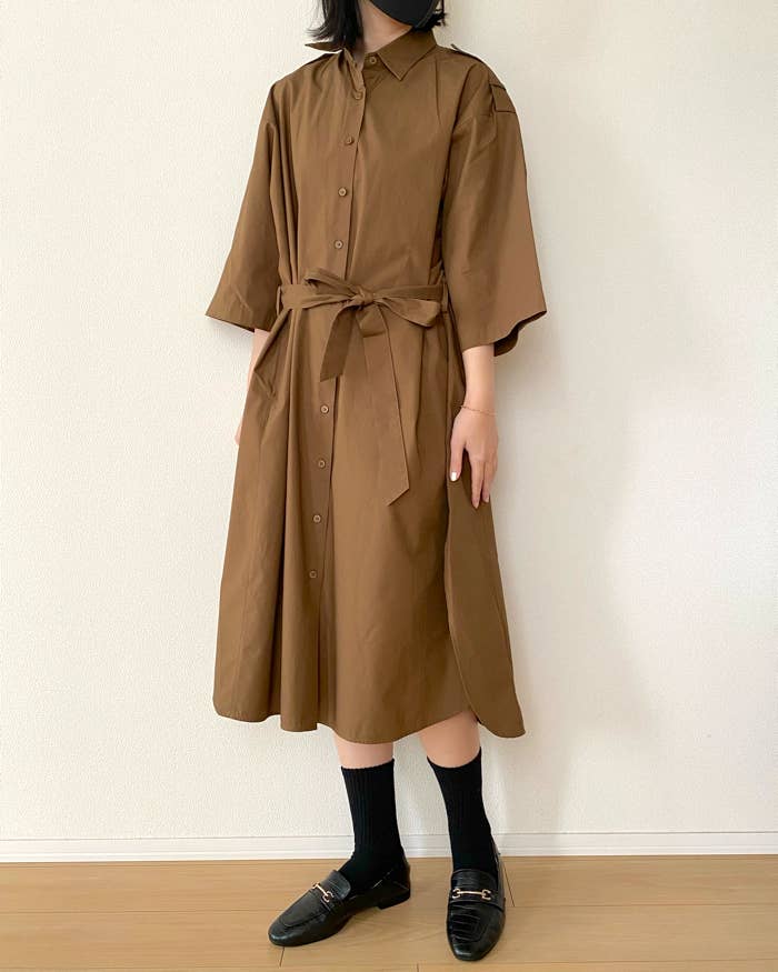 ユニクロの「コットンオーバーサイズシャツワンピース/5分袖」