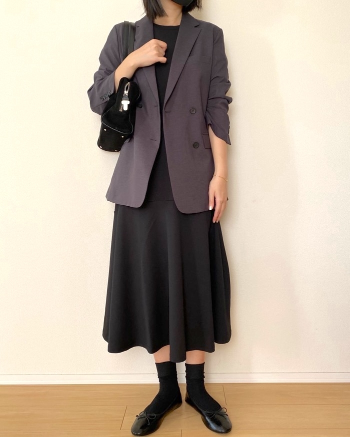 GUの「ボリュームスリーブワンピース(5分袖)Z+E」