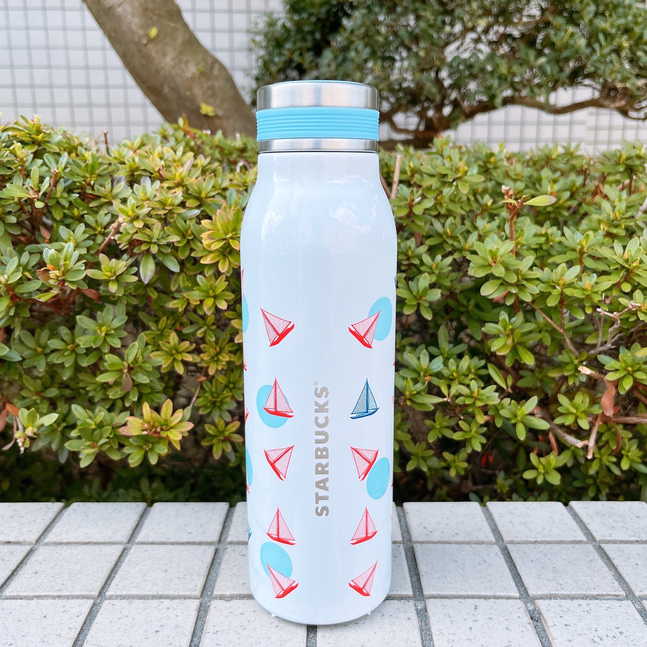 スタバ新作】一目惚れして即ゲット!夏っぽデザインが爽やかな スタバ新作】一目惚れして即ゲット!夏っぽデザインが爽やかな