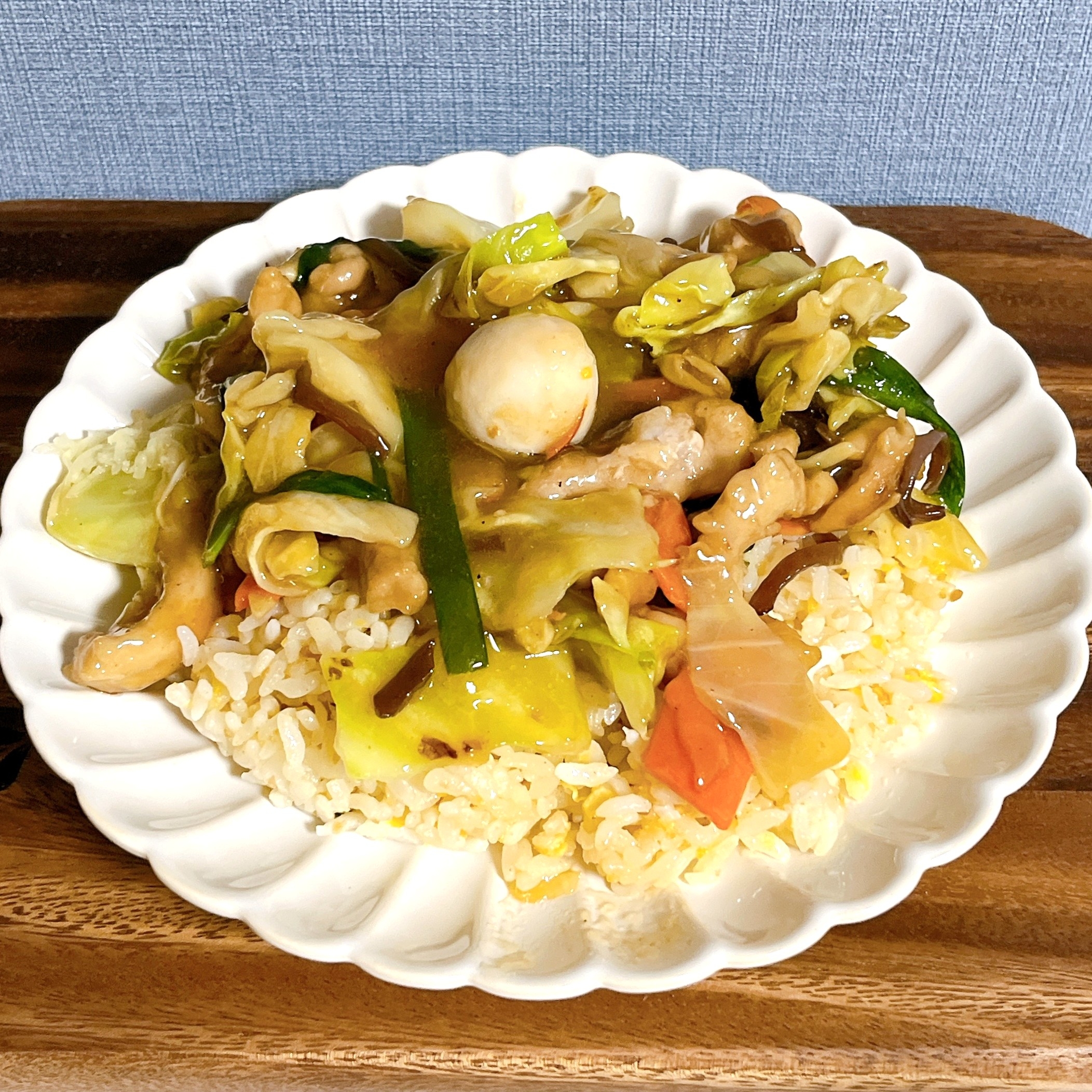 バーミヤンの「たっぷり豚肉と野菜の旨味あんかけチャーハン」