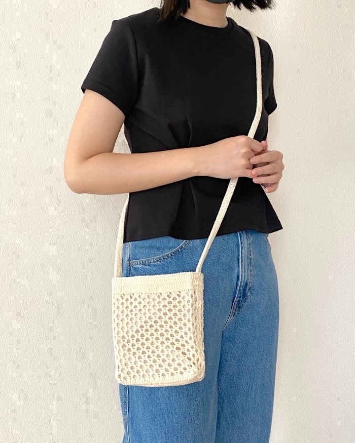 GUの「メッシュニットショルダーポーチ+E」
