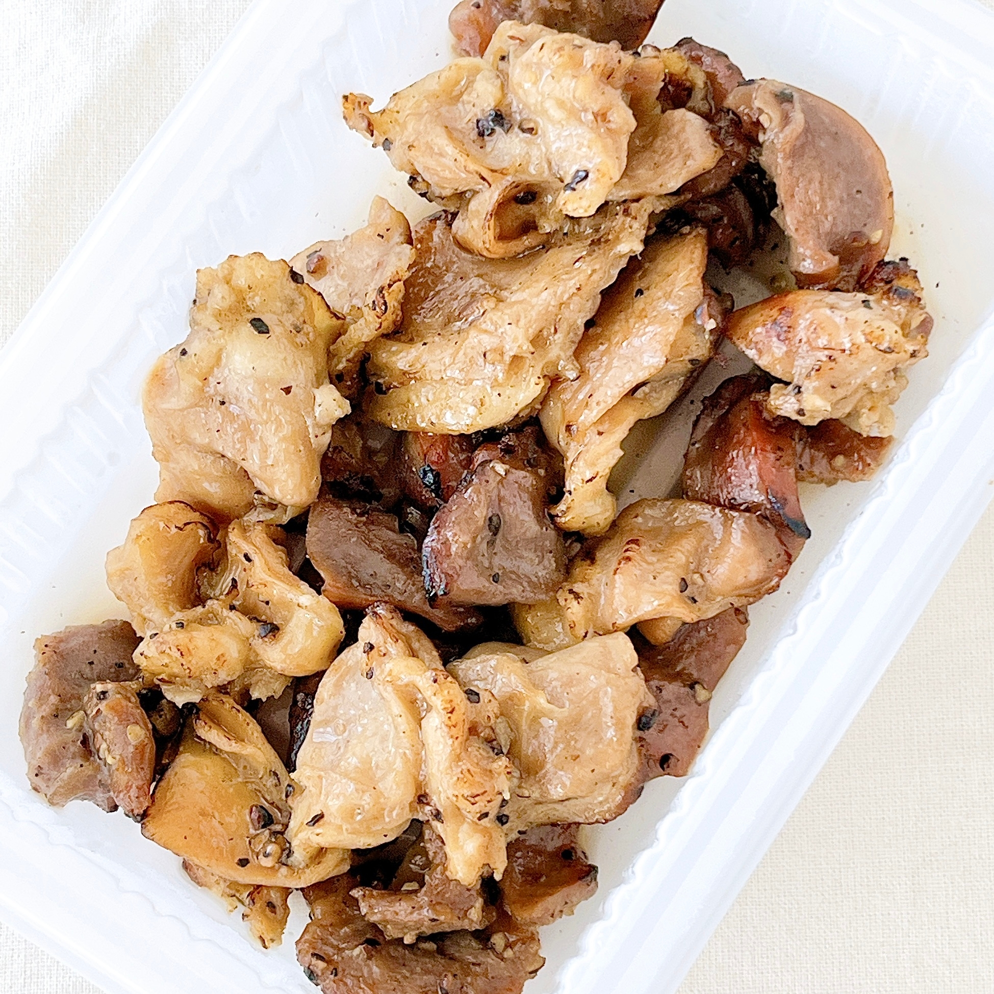 LAWSON（ローソン）の「炭火焼鳥2種 ハラミ&amp;amp;砂肝」