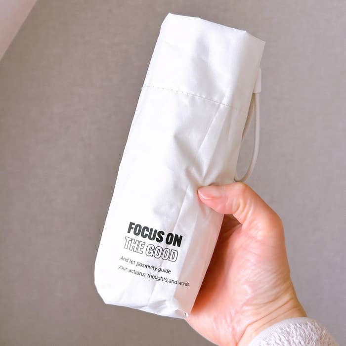 3COINSの「晴雨兼用折傘ベビーミニ」