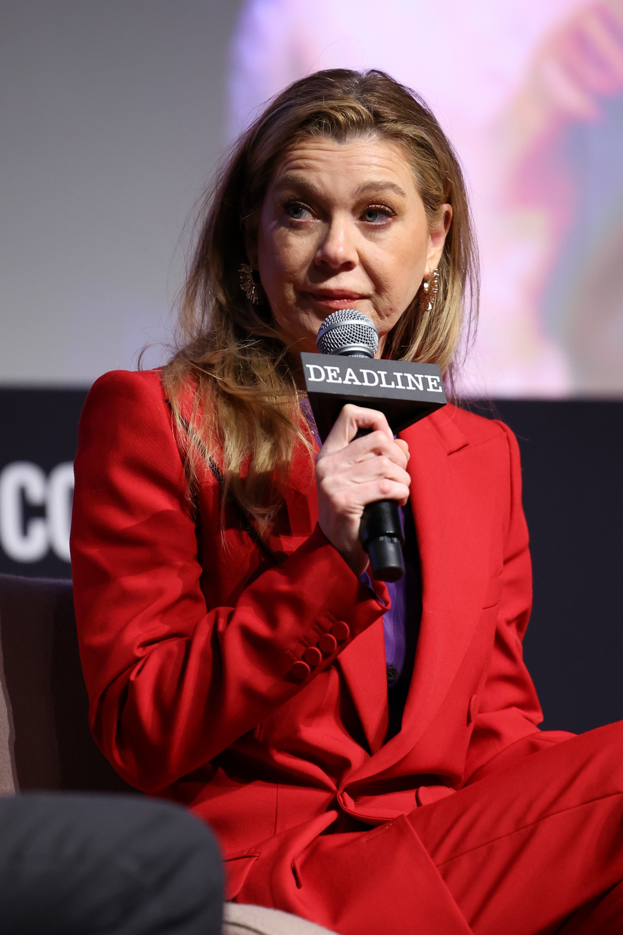 Ellen Pompeo speaking at an event