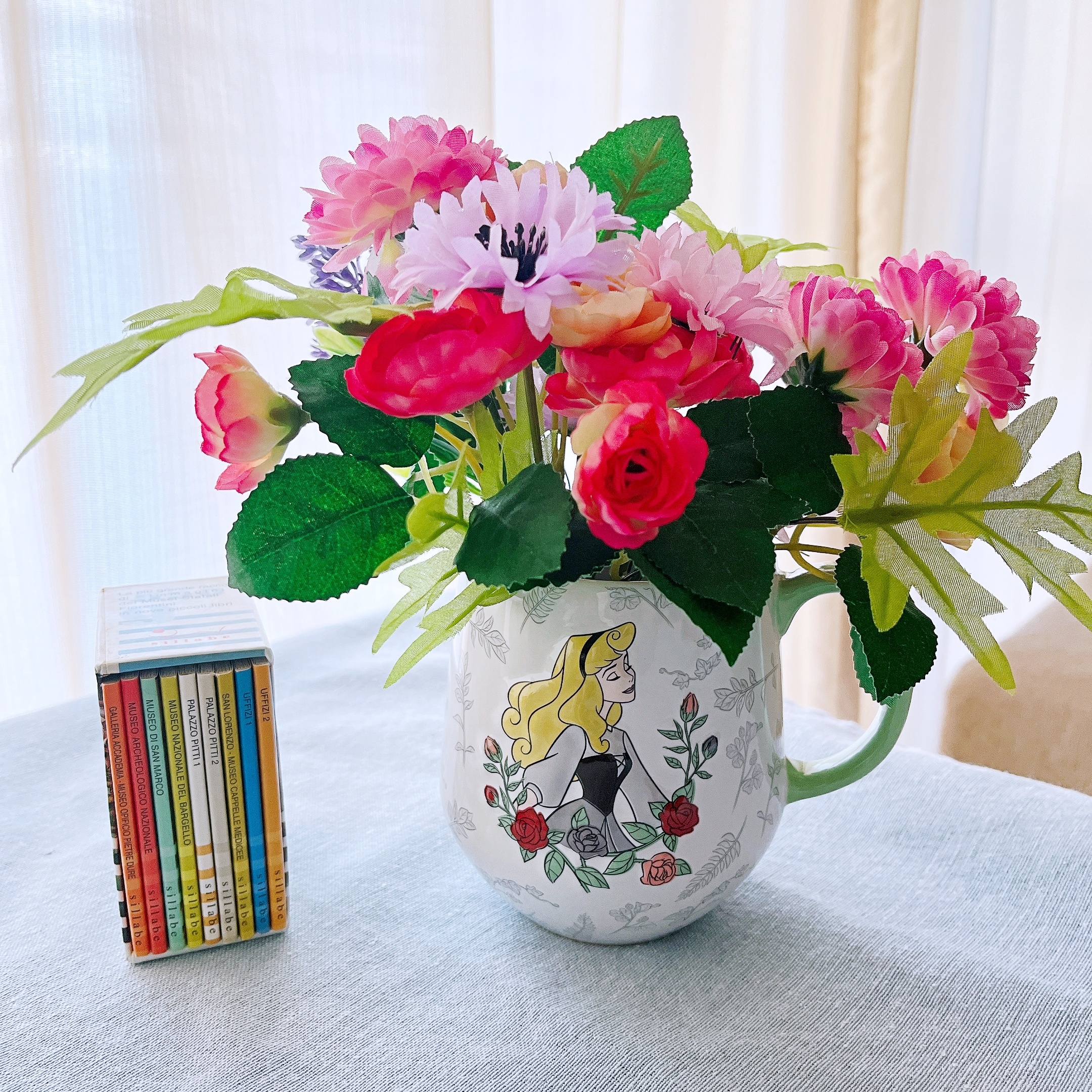 東京ディズニーリゾートで見つけた「マグカップ オーロラ」