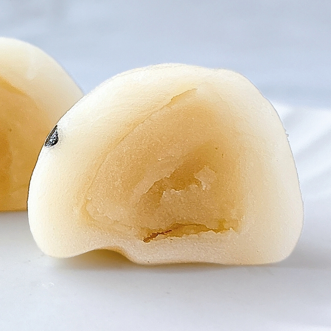 FamilyMart（ファミリーマート）「食べマスモッチサンリオ ポムポムプリン＆ポチャッコ」