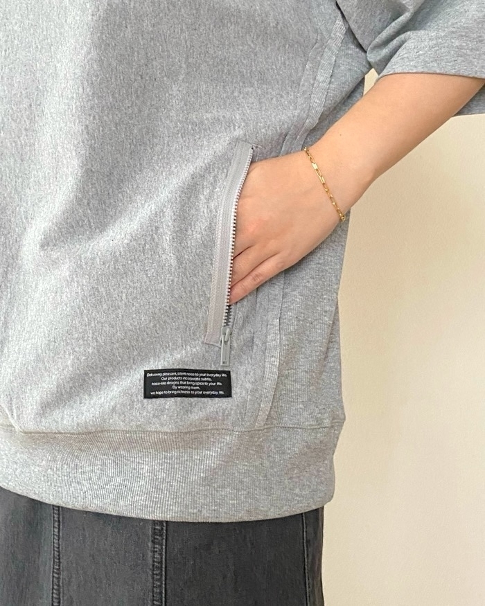 GUの新ライン「UG」の「スウェT（5分袖） UNDERCOVER」